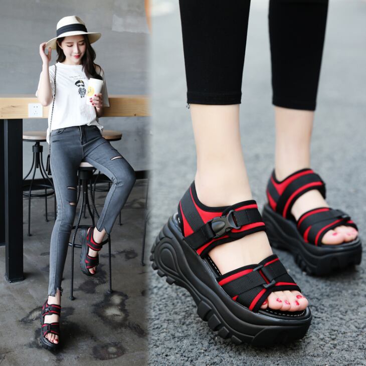 【shoes】韓国ファッション履きやすい合わせやすいビーチサンダルF0095