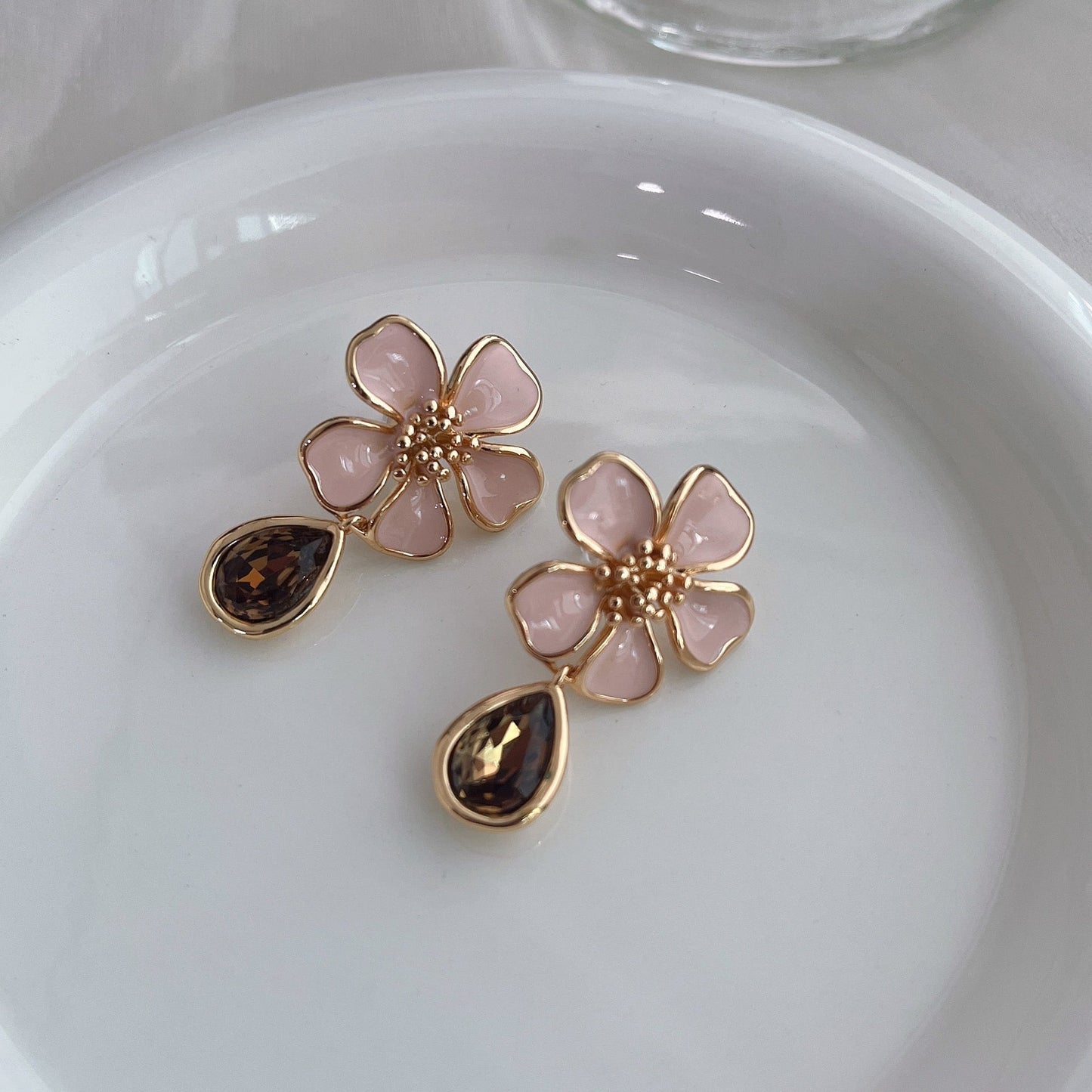 【小物】2色フラワーピアスアクセサリーF7243