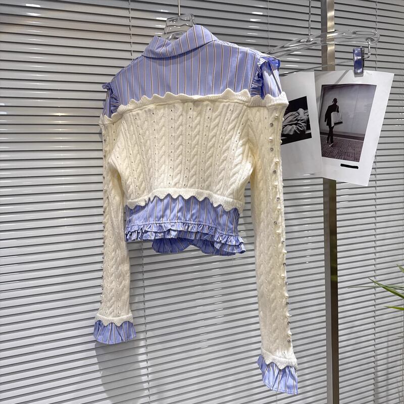 【tops】パール付きニットドッキングシャツ Q7541