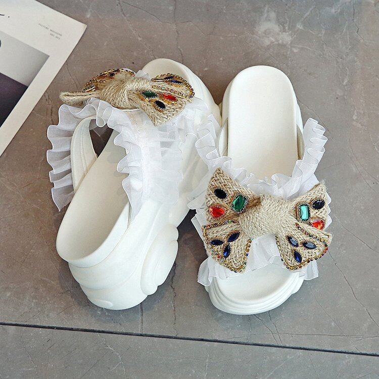 【shoes】新作4色履きやすい合わせやすいシンプル無地キレー目厚底サンダル