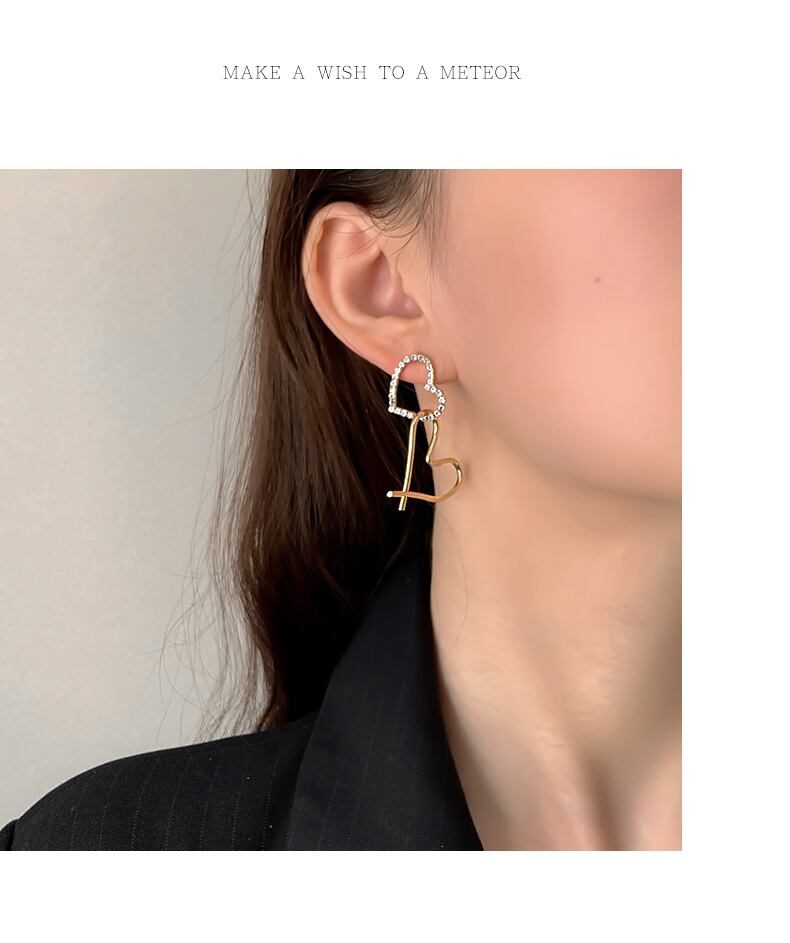 【小物】ファッションスウィートラインストーンハートピアスアクセサリー