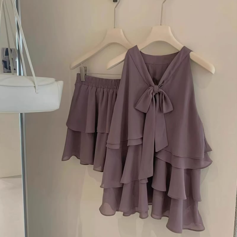 【set】ノースリーブギャザーフリルトップス×ショートパンツセット Q8370