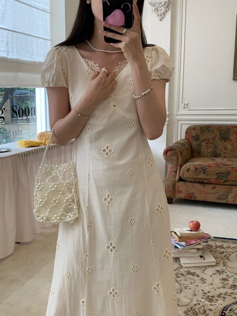 【dress】Vネックカットワークワンピース M23891