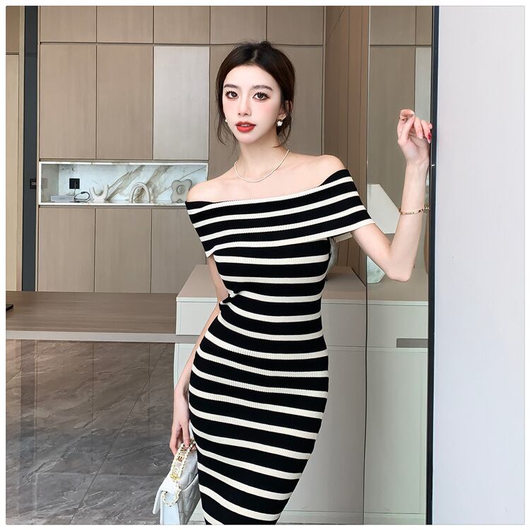 【dress】ストライプ柄ニットワンピース G21004