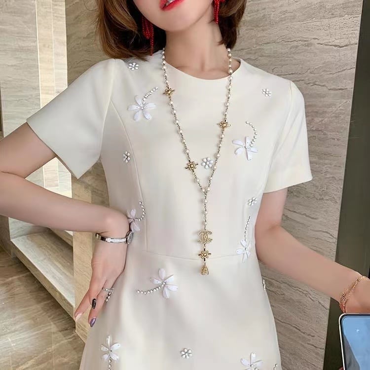 【dress】美感いっぱいラウンドネック半袖無地ビーズ飾り披露宴二次会韓国ファッションワンピースF2186