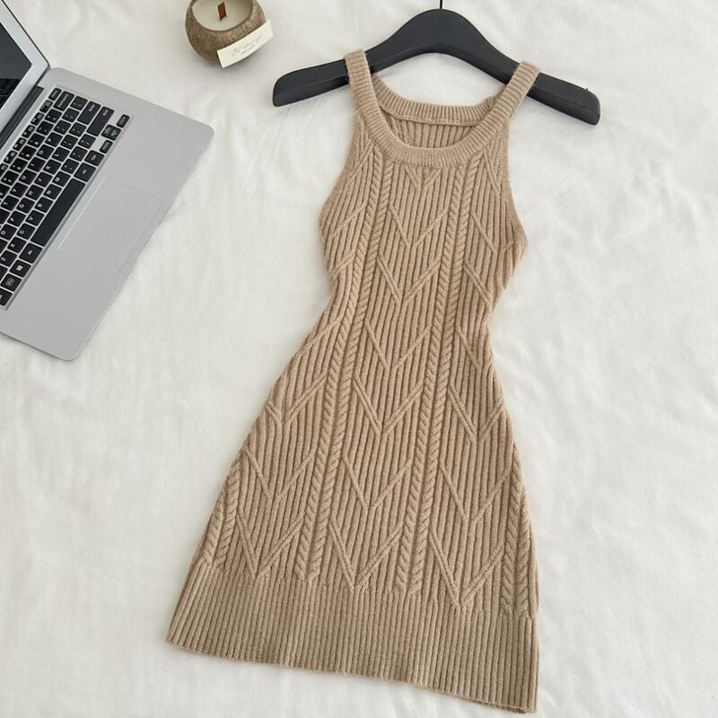 【dress】ホルターネックニットワンピース Q7740
