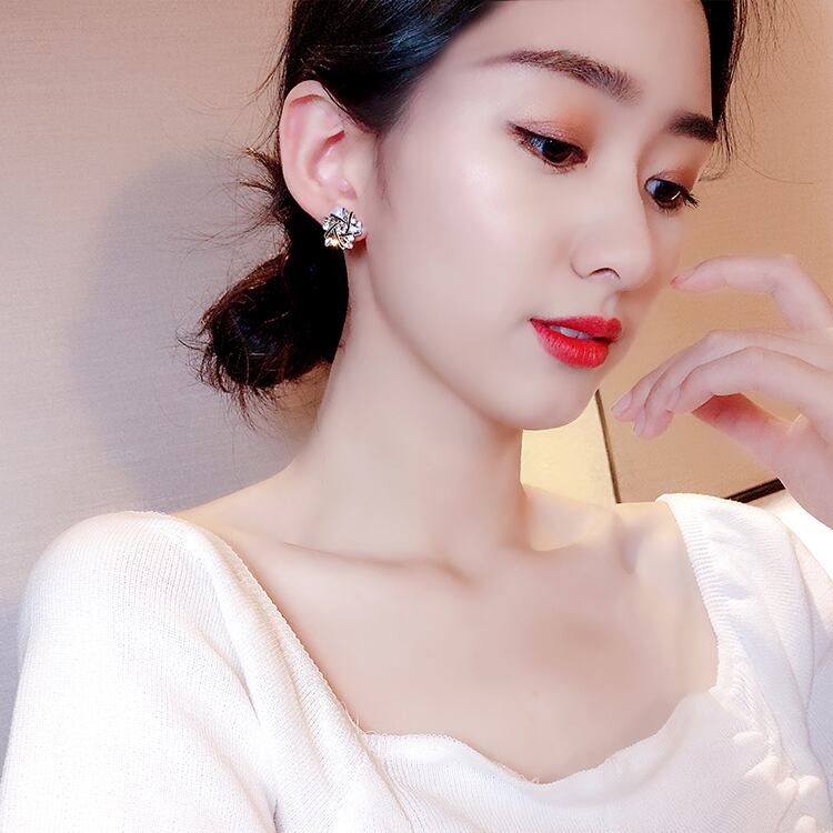 【小物】超人気 韓国系 気質 スウィートシンプルピアスアクセサリー