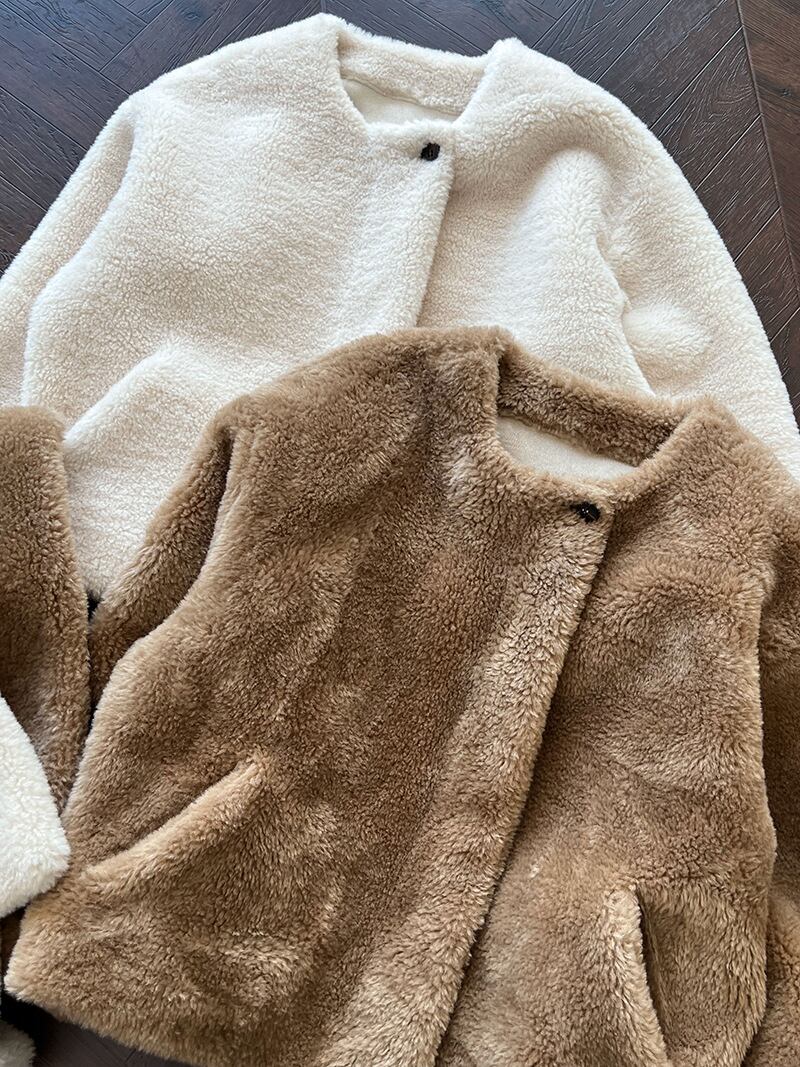 【outer】スカーフ付きシープボアコート Q7225