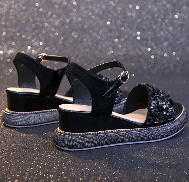 【shoes】履きやすいキラキラキレー目サンダルF0014