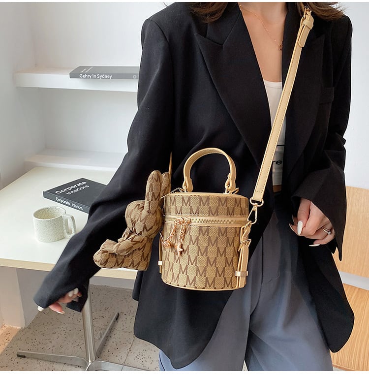 【小物】ファッション合わせやすいオシャレ肩掛け斜め掛けバケツ型バッグ G3854