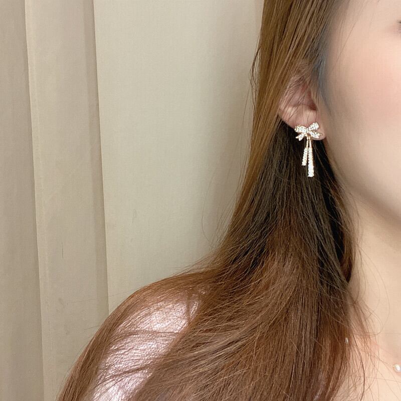 【小物】超人気 気質スウィートオシャレゴールドリボンラインストーンピアスアクセサリー