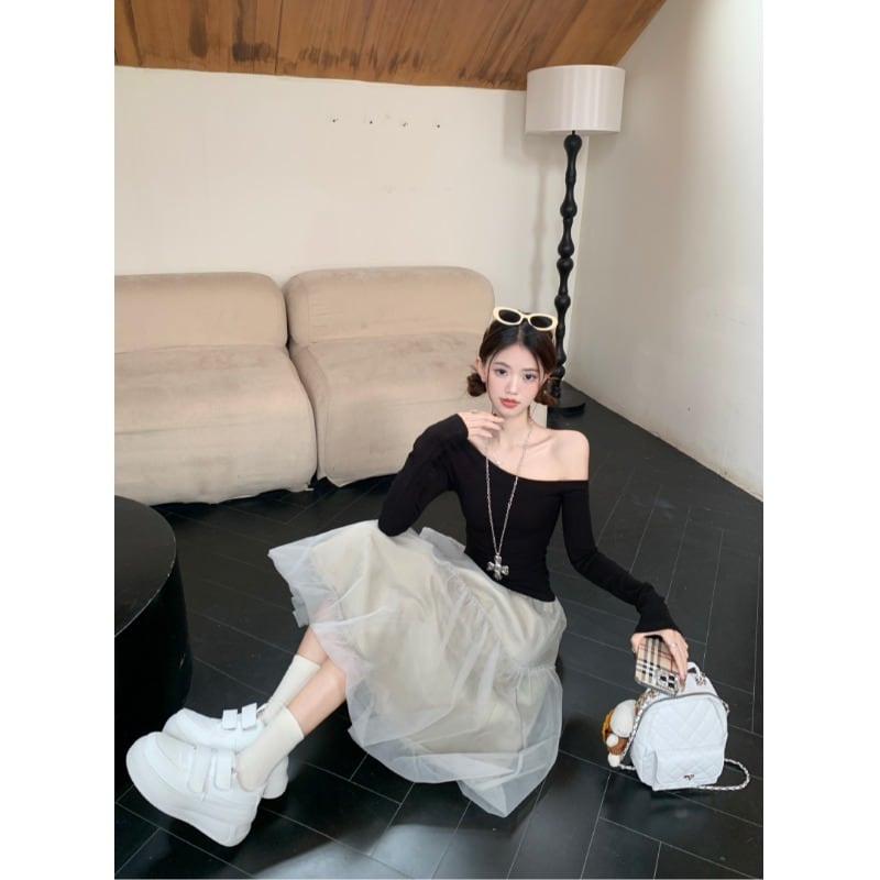 【set】オフショルダー長袖Tシャツ+スカートセット M29862