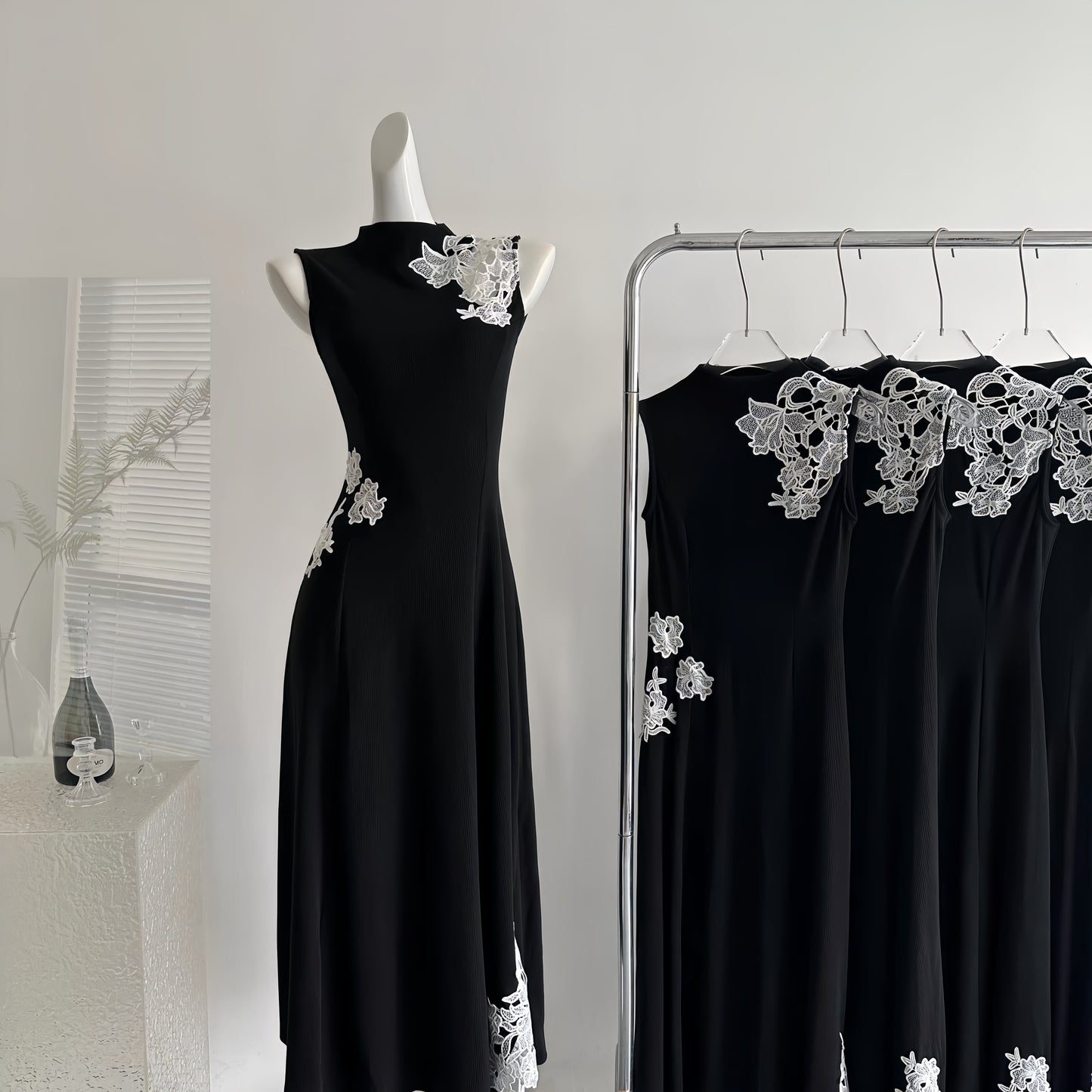 【dress】レースドッキングノースリーブニットワンピース Q8403