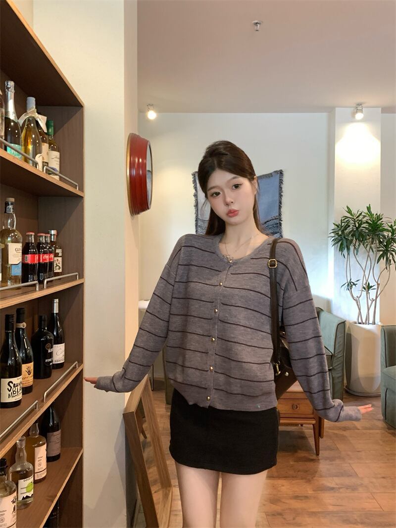 【outer】ボーダー柄ニットカーデ M27455