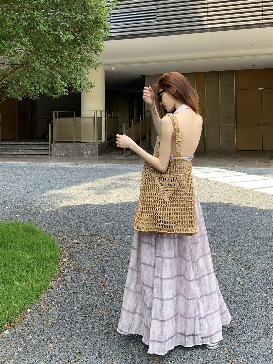 【dress】ホルターネックバックで綺麗ワンピース G21269