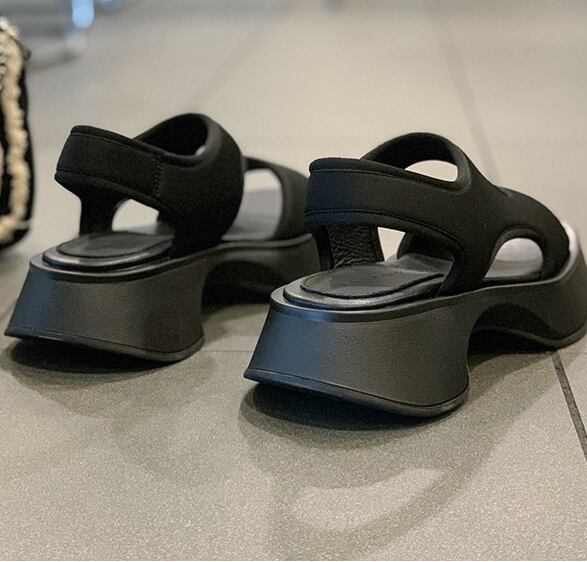 【shoes】韓国風INS風2色厚底人気合わせやすい履きやすいサンダルF5106