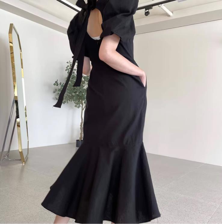 【dress】半袖パフ袖透かし彫りワンピースF7410