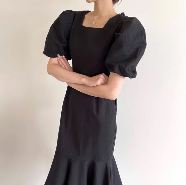 【dress】半袖パフ袖透かし彫りワンピースF7410