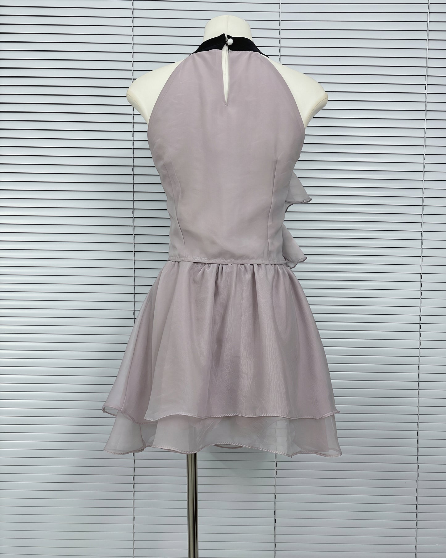 【set】フリルトップス×ミニスカートセット Q8771