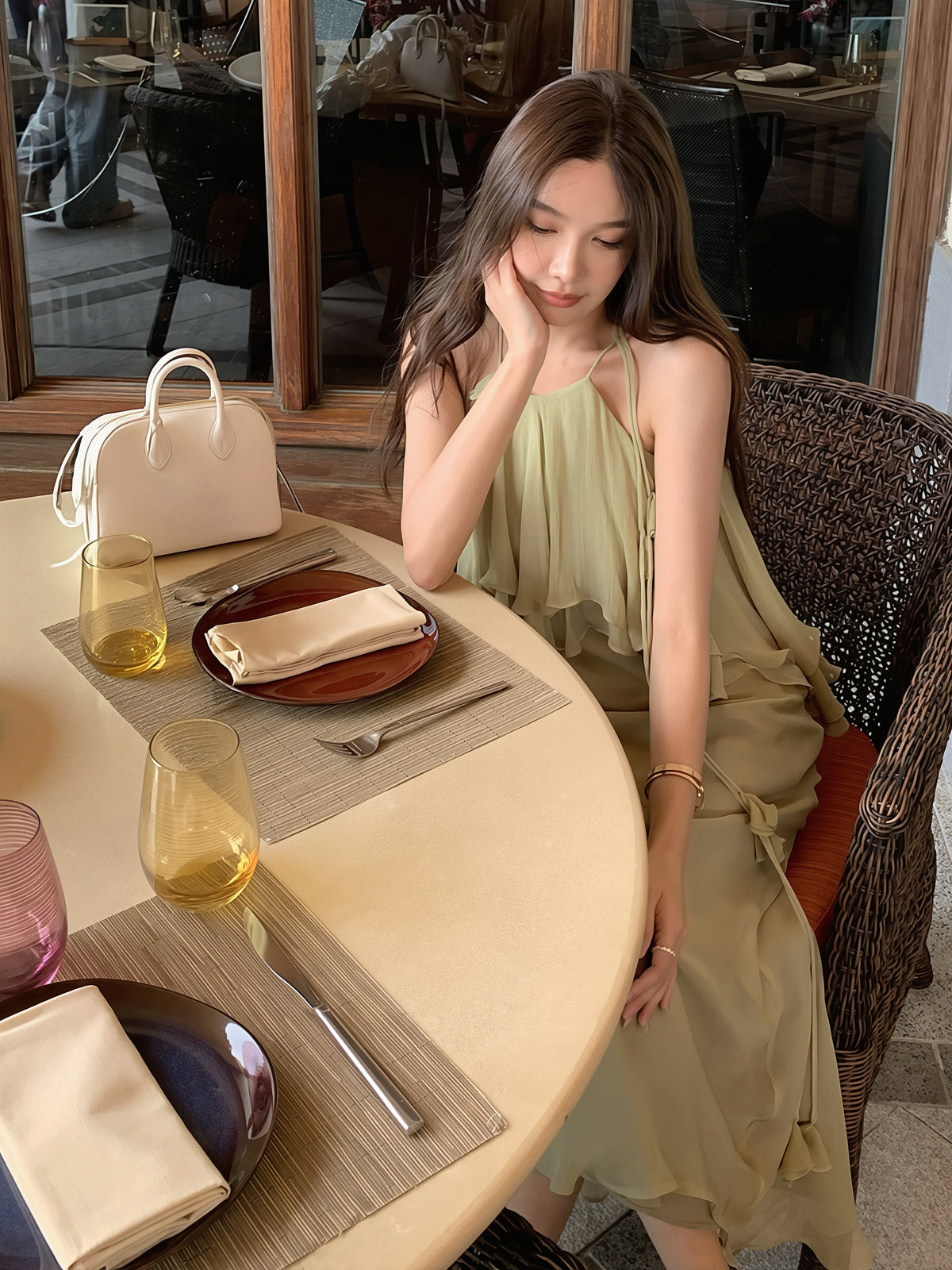 【dress】ホルターネックフリルロングワンピース Q8870