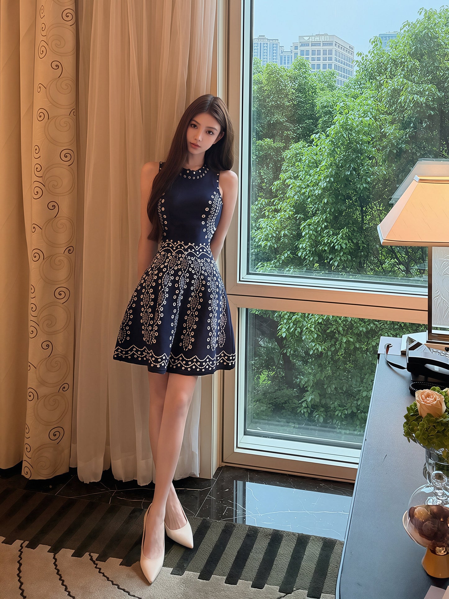 【dress】ノースリーブ刺繍柄ワンピース Q8869