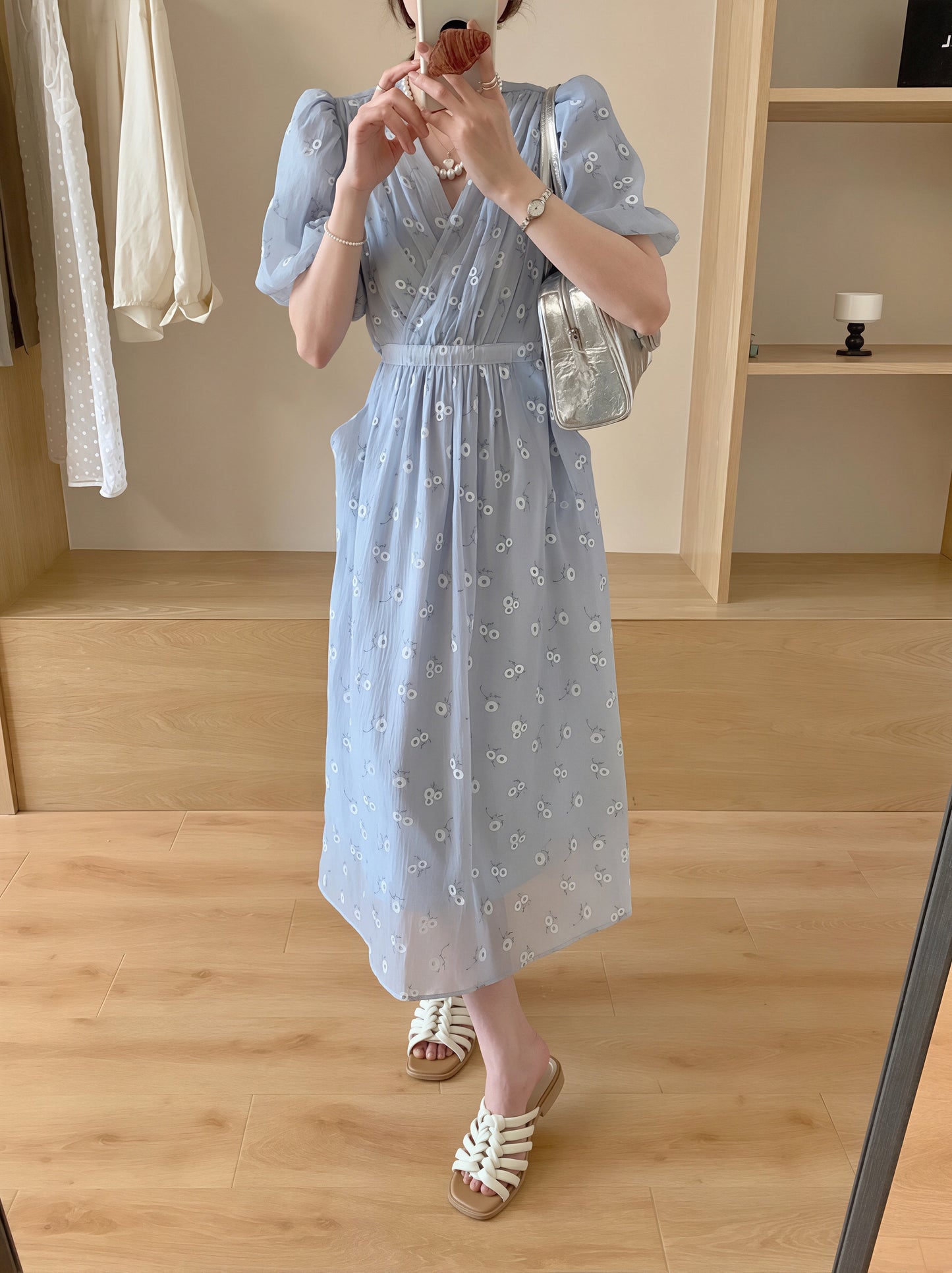 【dress】クロスネックフラワー柄ロングワンピース Q8877