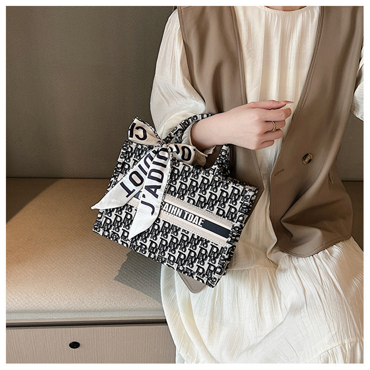 【小物】2色リボン付きトートバッグF7691