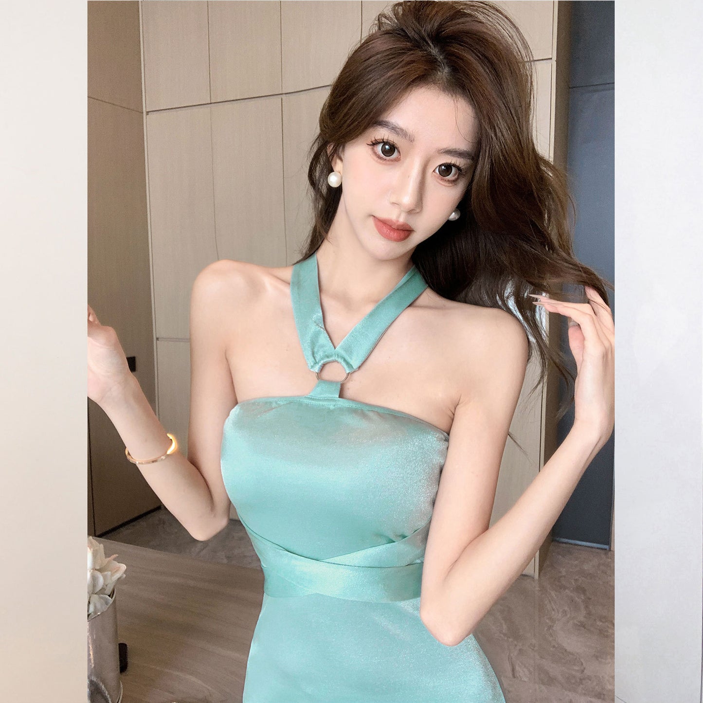 【dress】バックで綺麗デートワンピースG22594