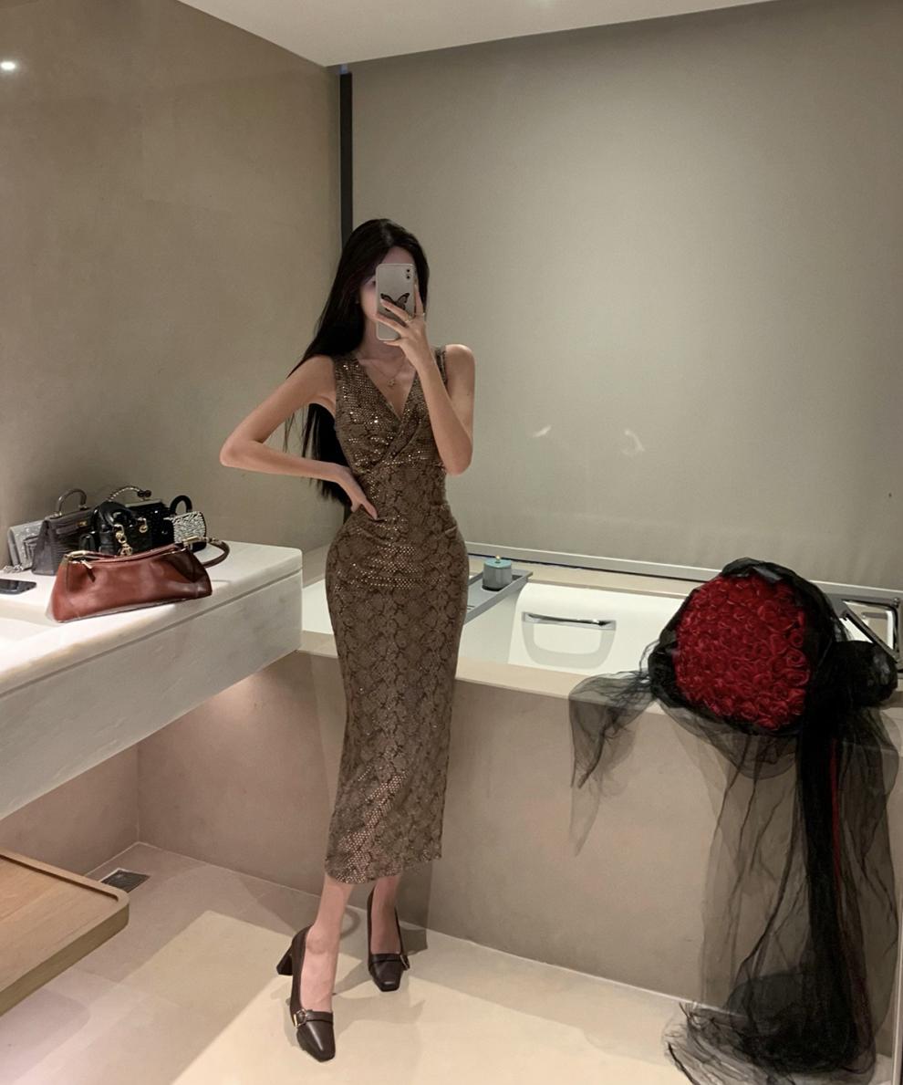 【dress】VネックスパンコールタイトデートワンピースG21709