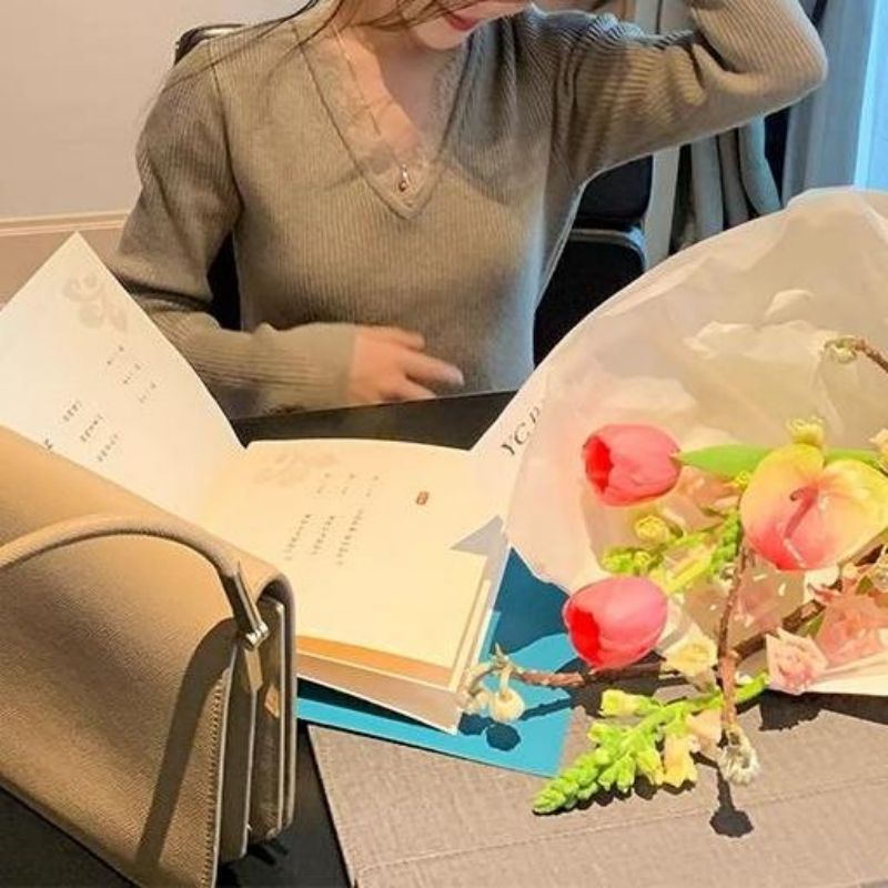 【dress】レースVネックニットワンピースG24194