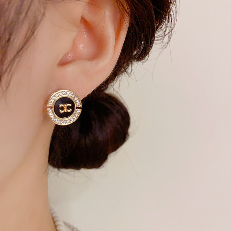 【小物】英字柄ピアスアクセサリーF8092