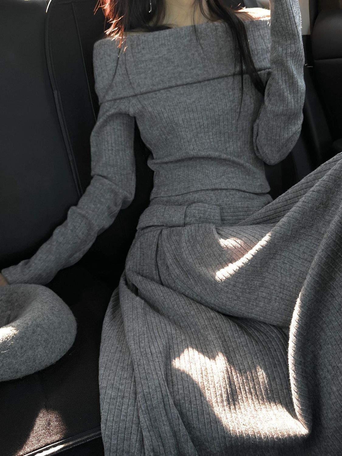 【set】オフショルダーセーター+スカートニット2点セットF8287