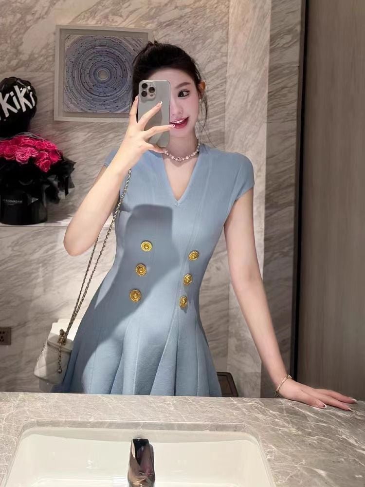 【dress】Vネックプリーツワンピース M24248