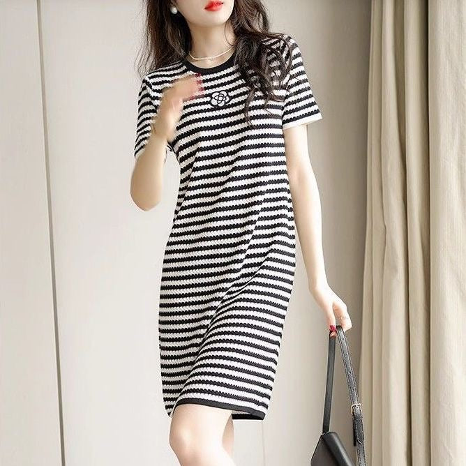 【dress】ラウンドネックボーダー柄デートワンピースF7818