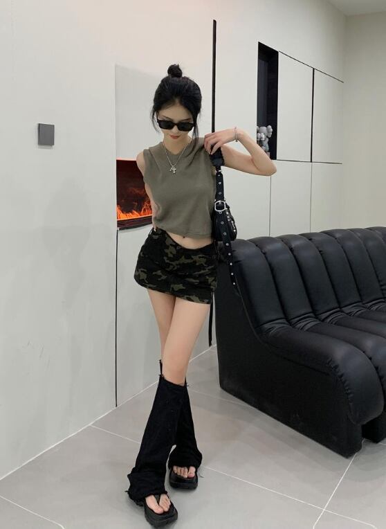 【tops】ノースリーブフード付きTシャツG20379