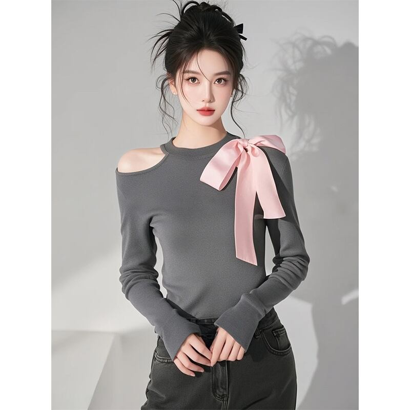 【tops】オフショルダー長袖Tシャツ M29471