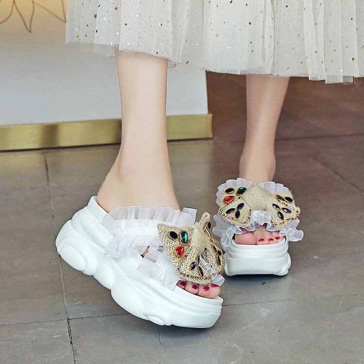 【shoes】新作4色履きやすい合わせやすいシンプル無地キレー目厚底サンダル