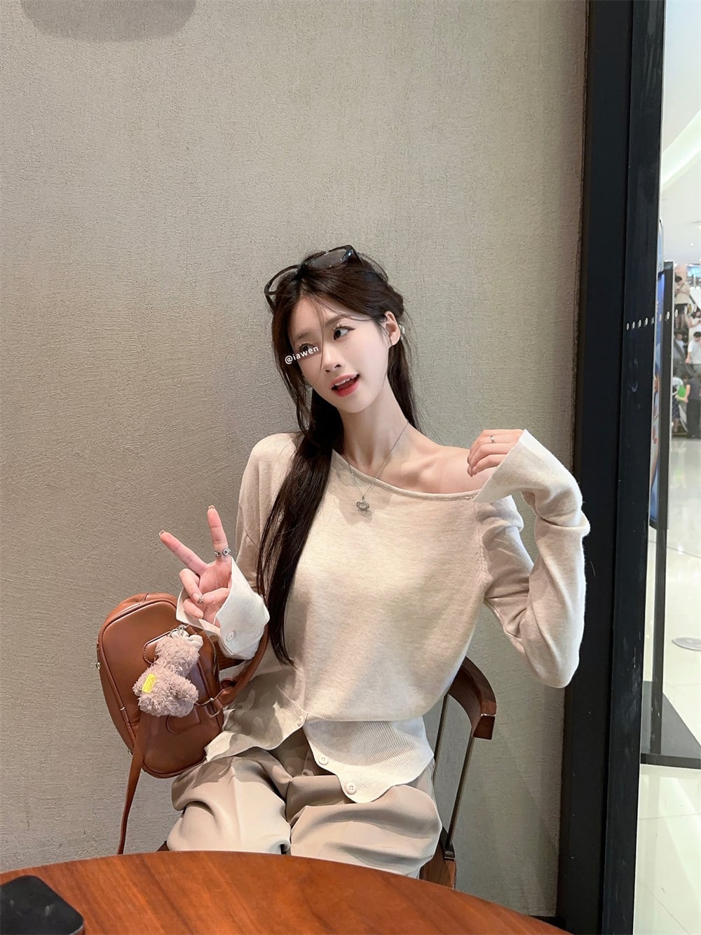 【tops】オフショルダーニットトップス M26188