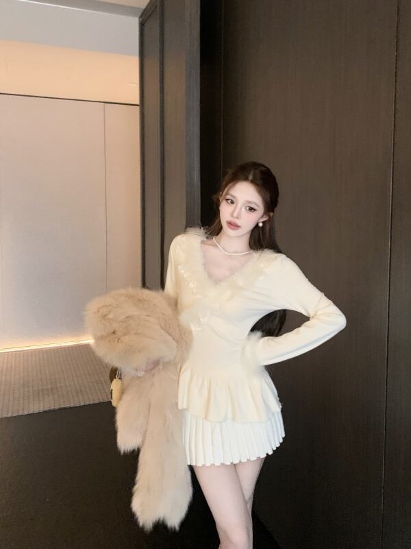 【tops】ファーレースドッキングフリルトップス M28568