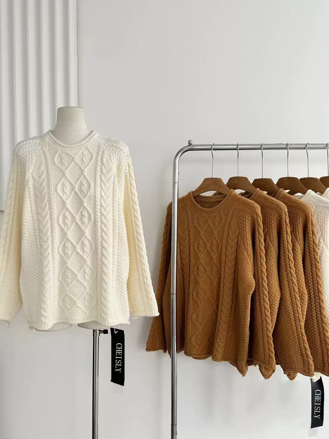 【tops】クルーネックニットセーター M27311