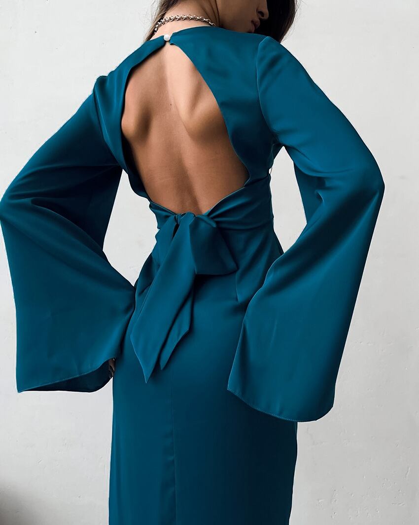 【dress】プランジングネックフレアスリーブワンピース G20648