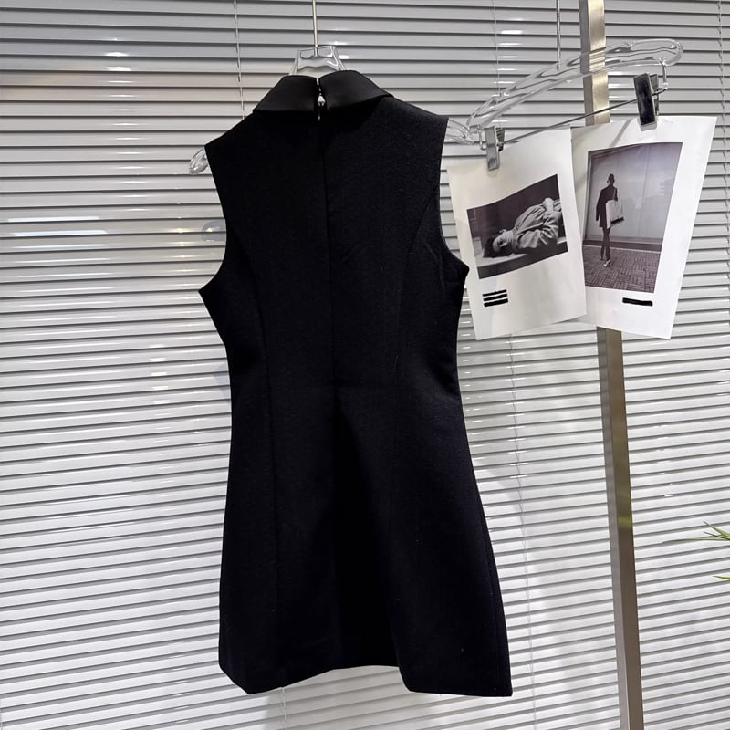 【dress】3色展開ベストワンピース Q7890