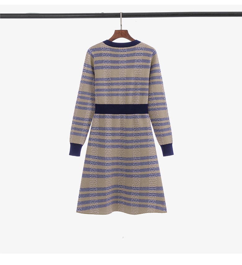 【dress】Vネックワンピース M25463