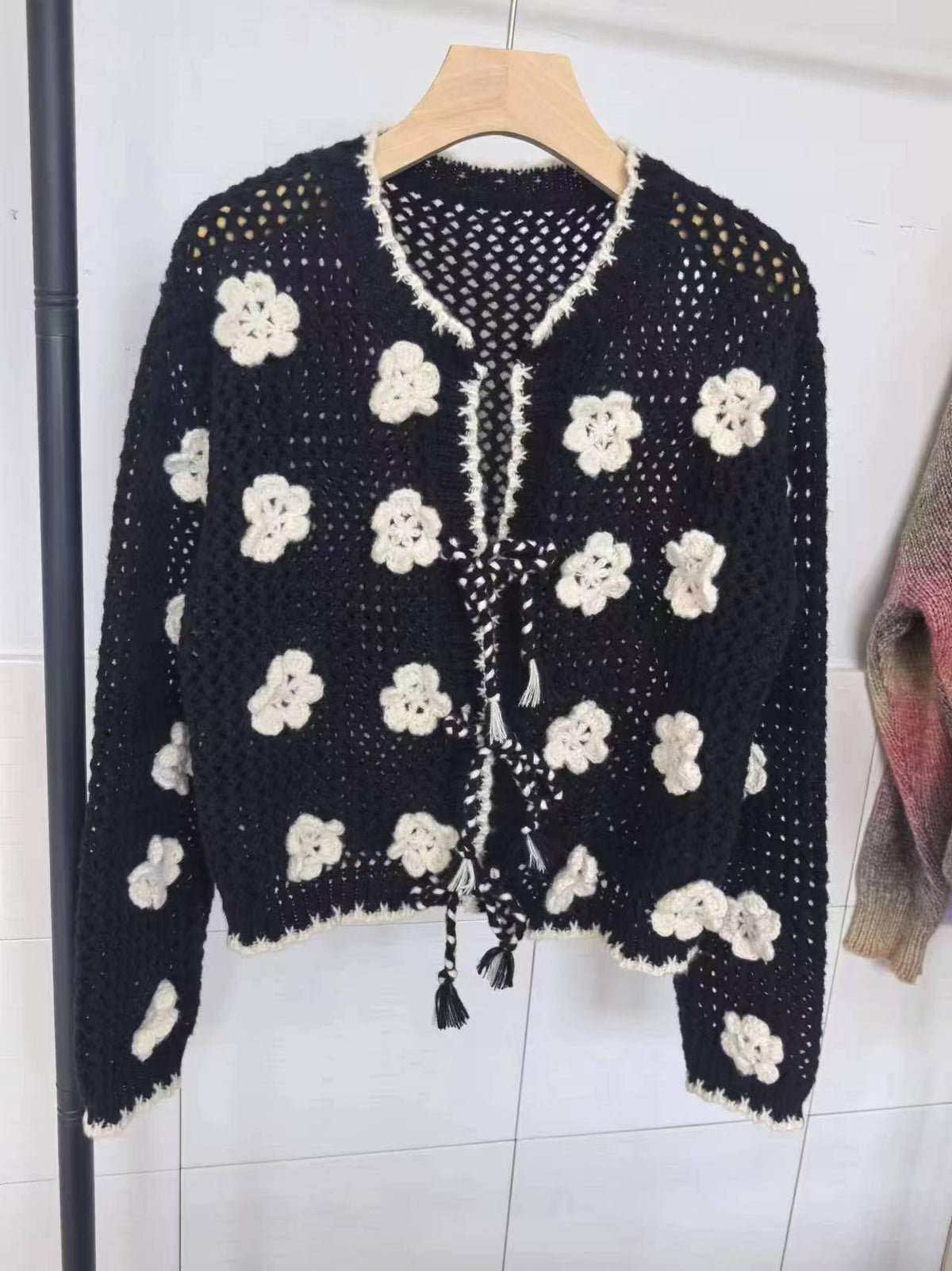 【outer】立体フラワーニットカーデ M28984