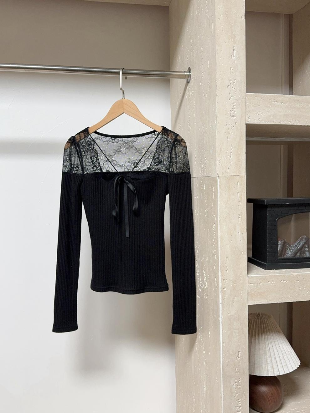 【tops】レース切り替え長袖Tシャツ M29408