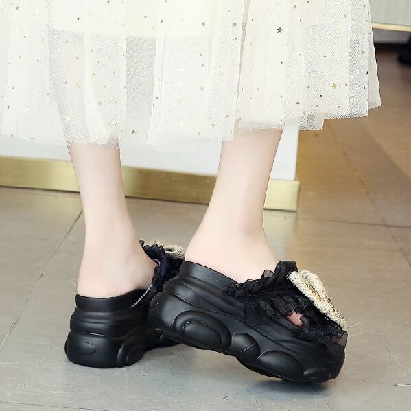 【shoes】新作4色履きやすい合わせやすいシンプル無地キレー目厚底サンダル