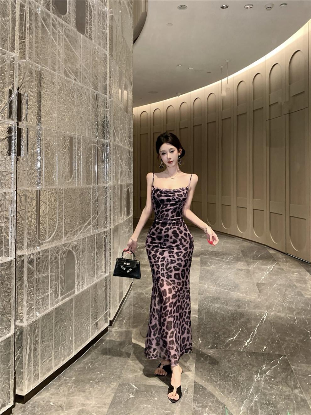 【dress】ヒョウ柄キャミワンピース Q8081