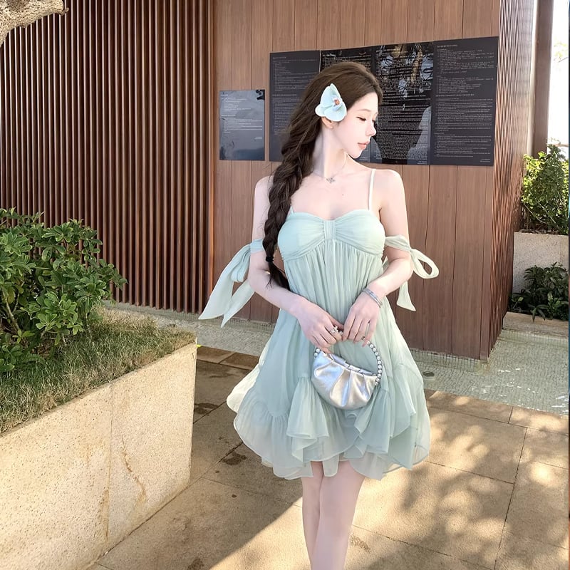【dress】リボン付きフリルミニワンピース Q8405