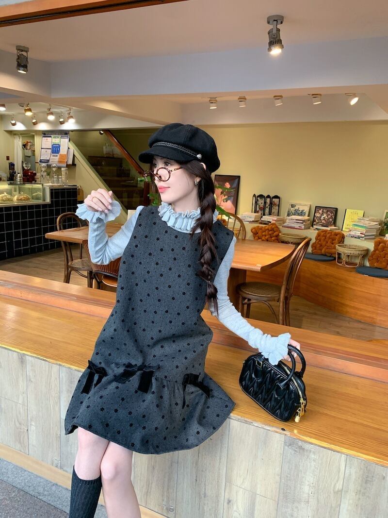【set】フリルトップス×ベストワンピースセット　M28478