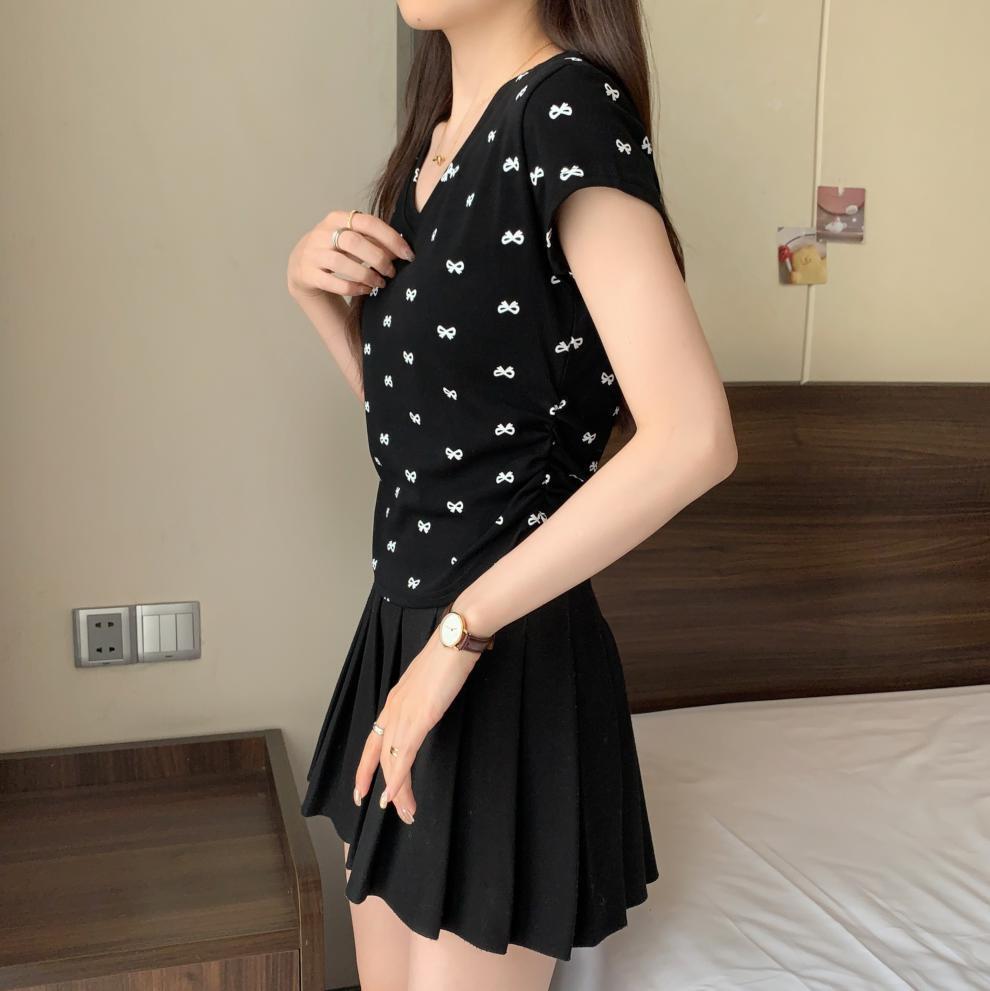 【tops】VネックプリントTシャツG21043